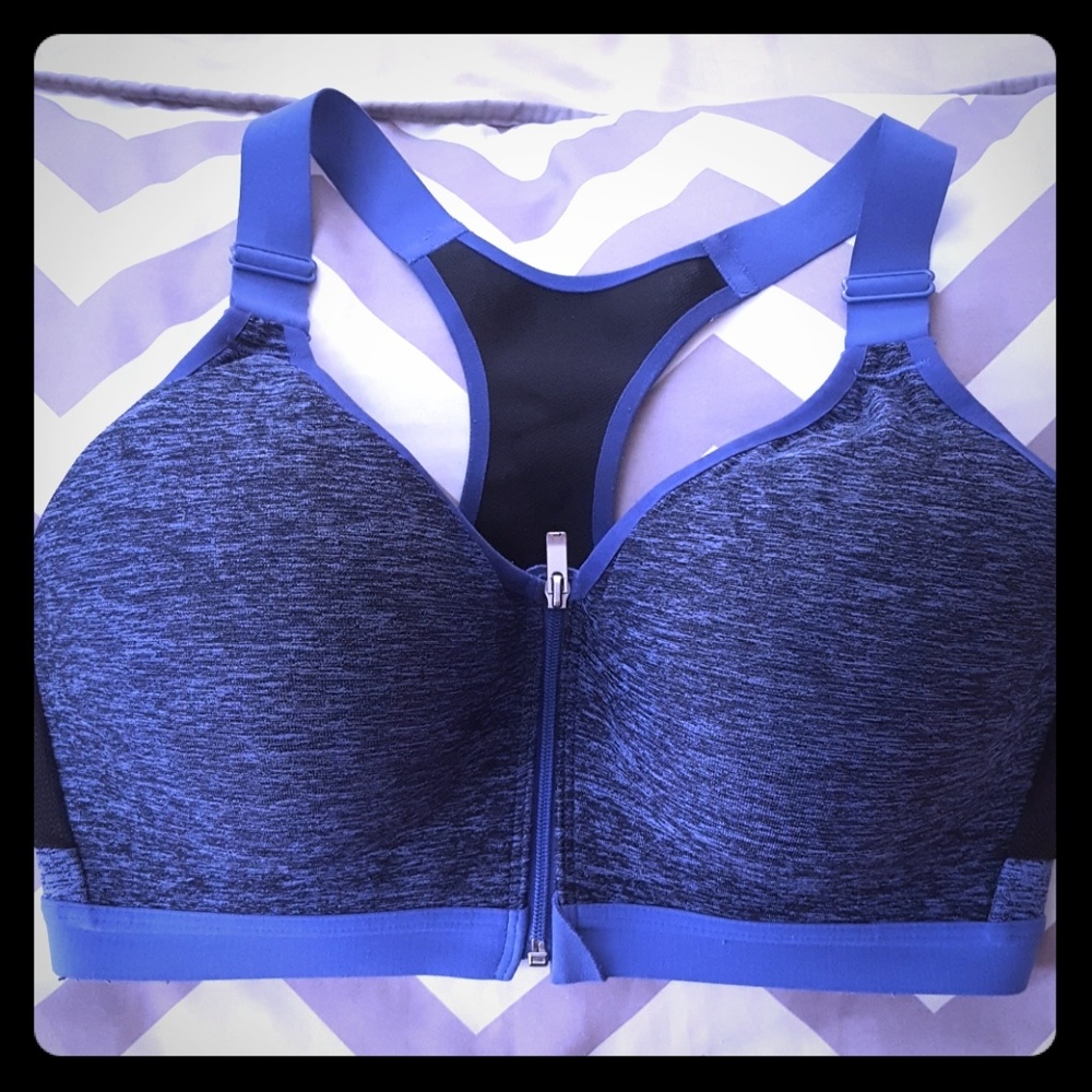 Sports bra